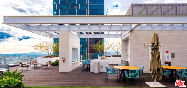 877 Francisco Street 1115, Los Angeles, CA 90017