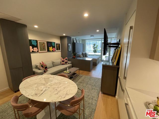 877 Francisco Street 1115, Los Angeles, CA 90017