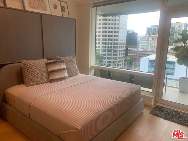 877 Francisco Street 1115, Los Angeles, CA 90017