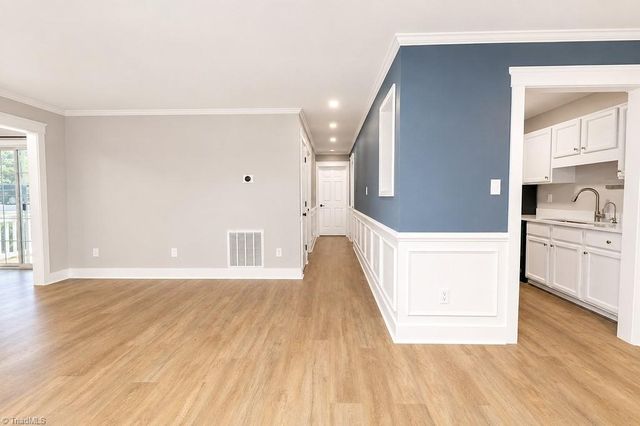 3940 Westridge Meadow Circle, Clemmons, NC 27012