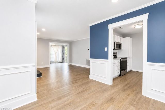 3940 Westridge Meadow Circle, Clemmons, NC 27012