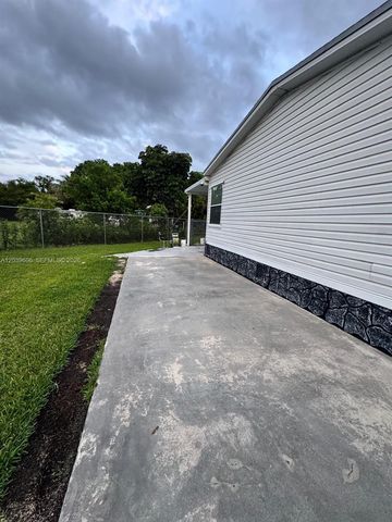 35303 SW 180th Ave 321-322, Homestead, FL 33034