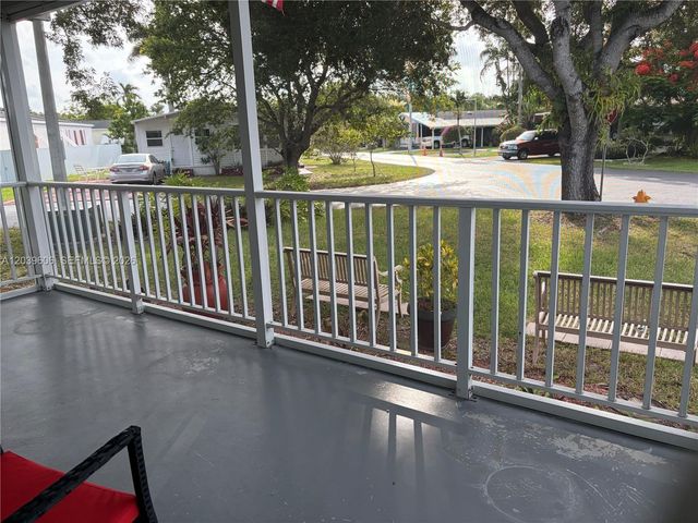 35303 SW 180th Ave 321-322, Homestead, FL 33034