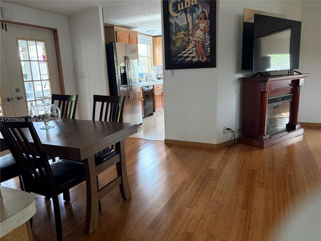 35303 SW 180th Ave 321-322, Homestead, FL 33034