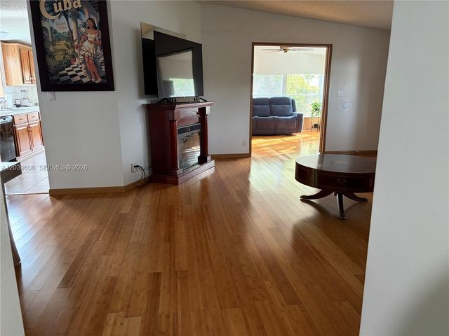 35303 SW 180th Ave 321-322, Homestead, FL 33034
