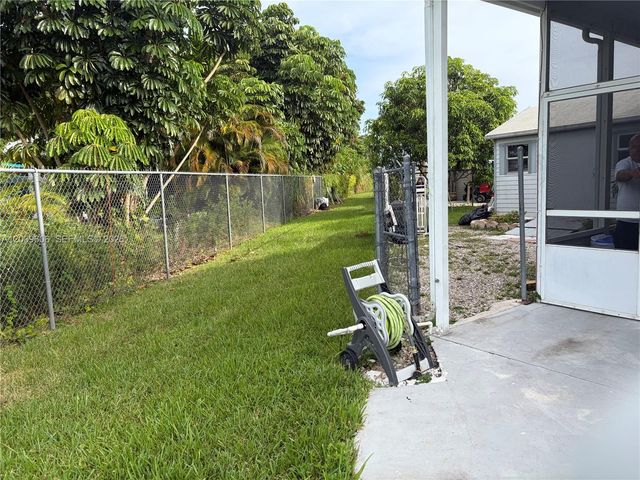 35303 SW 180th Ave 321-322, Homestead, FL 33034