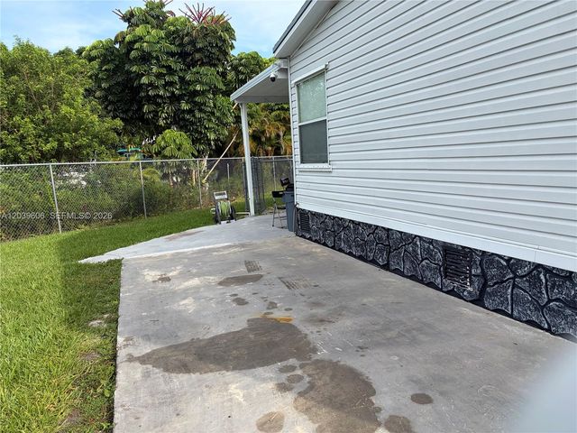 35303 SW 180th Ave 321-322, Homestead, FL 33034