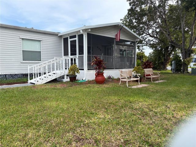 35303 SW 180th Ave 321-322, Homestead, FL 33034