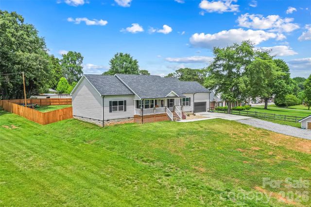 3511 Randleman Road, Iron Station, NC 28080