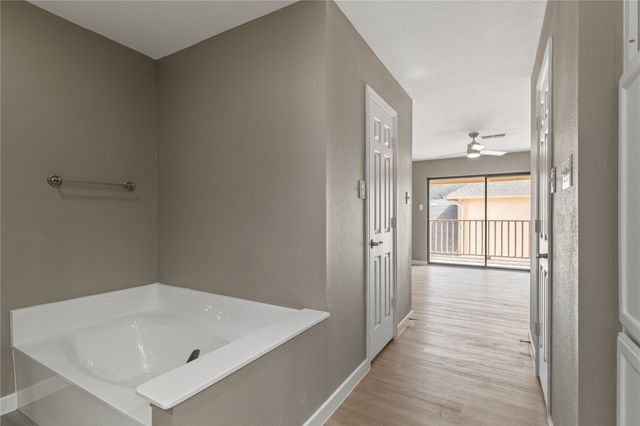 6205 Bellaire Drive S, Fort Worth, TX 76132