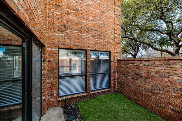 6205 Bellaire Drive S, Fort Worth, TX 76132