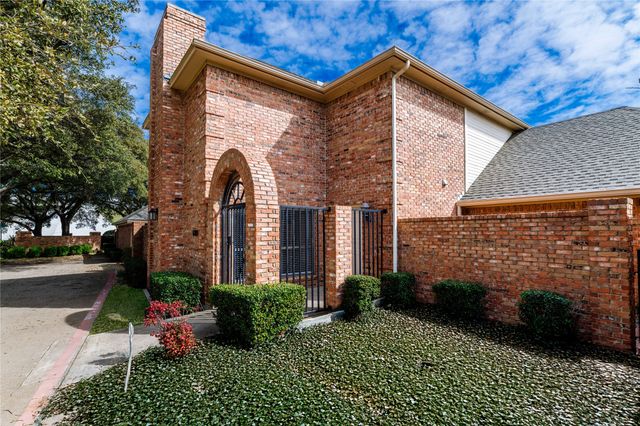 6205 Bellaire Drive S, Fort Worth, TX 76132