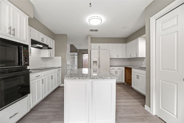 6205 Bellaire Drive S, Fort Worth, TX 76132