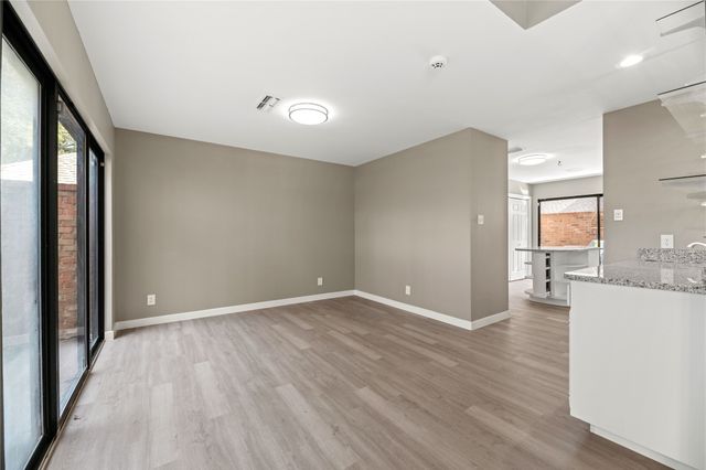 6205 Bellaire Drive S, Fort Worth, TX 76132