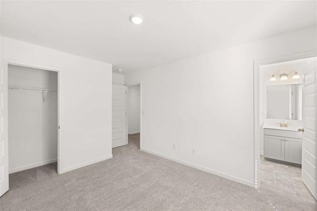 2056 Winged Elm Way, Lawrenceville, GA 30045