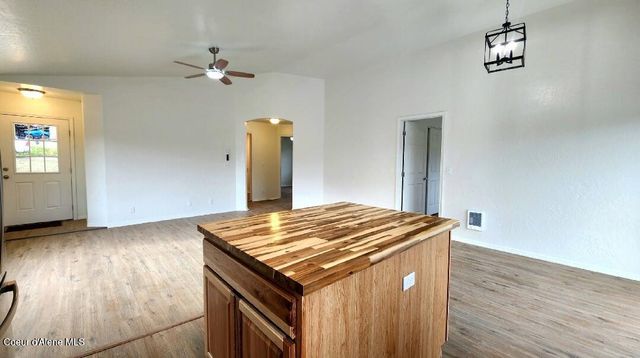 340 S 3rd, St. Maries, ID 83861