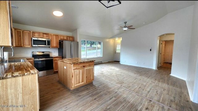 340 S 3rd, St. Maries, ID 83861