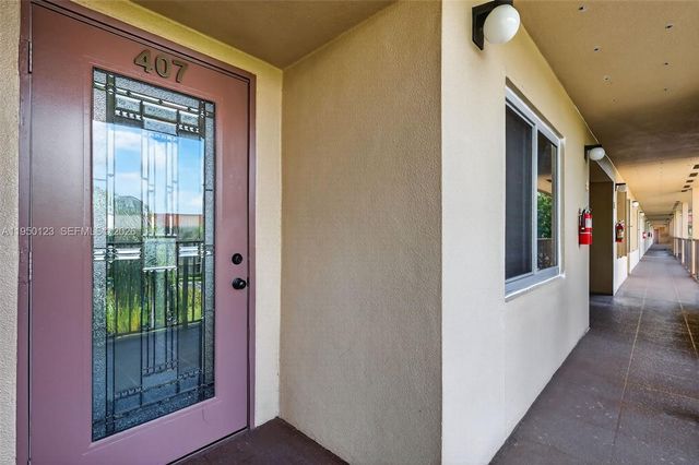 13100 SW 11th Ct 407C, Pembroke Pines, FL 33027