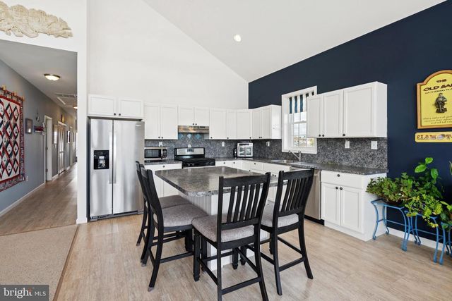 707 S GREEN ST, Tuckerton, NJ 08087