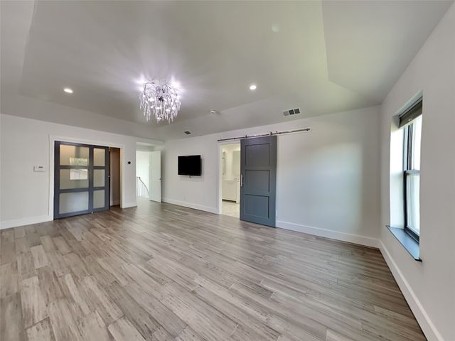 6915 Forest Glade Circle, Dallas, TX 75230