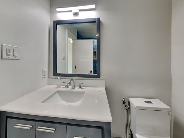 6915 Forest Glade Circle, Dallas, TX 75230