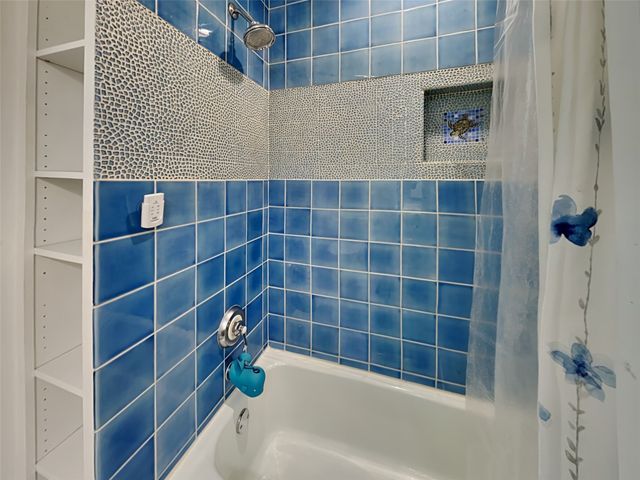 6915 Forest Glade Circle, Dallas, TX 75230