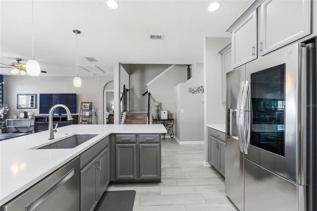 1114 FOUNTAIN COIN LOOP, Orlando, FL 32828
