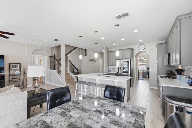 1114 FOUNTAIN COIN LOOP, Orlando, FL 32828