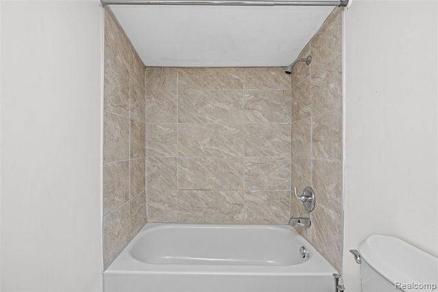 19205 Wakenden, Redford, MI 48240