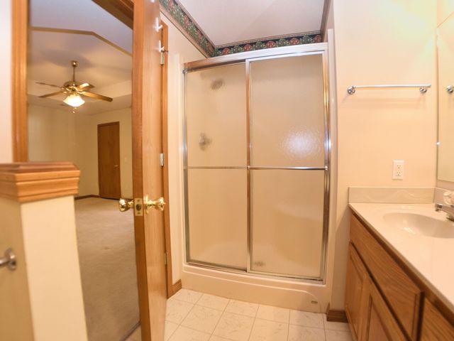 1119 Rolling Oaks Rd Road, Grove, OK 74344