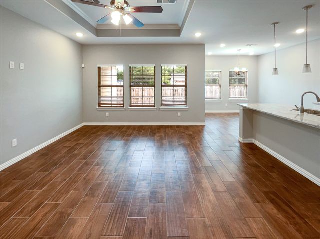 809 Merriot Street, Ennis, TX 75119