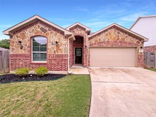 809 Merriot Street, Ennis, TX 75119