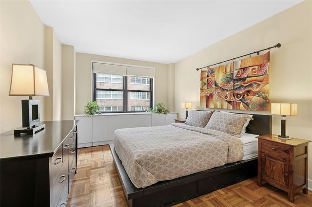301 E 69th Street 4C, New York (manhattan), NY 10021