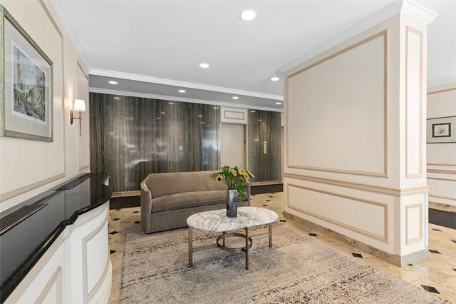 301 E 69th Street 4C, New York (manhattan), NY 10021