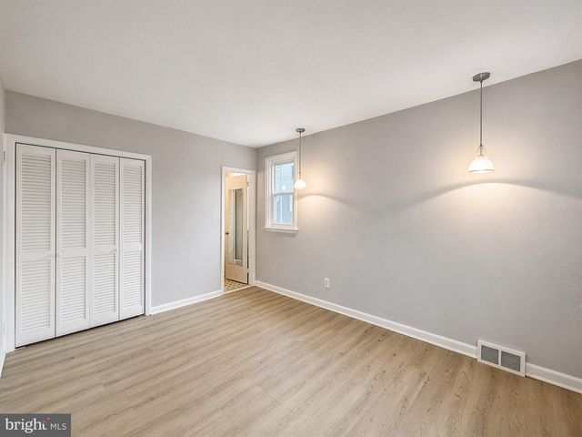 1162 GLENN ST, Philadelphia, PA 19115