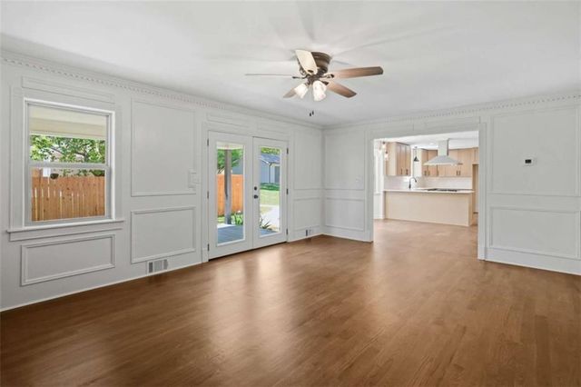 910 Kite Lake Trail, Fayetteville, GA 30214