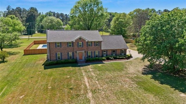 910 Kite Lake Trail, Fayetteville, GA 30214