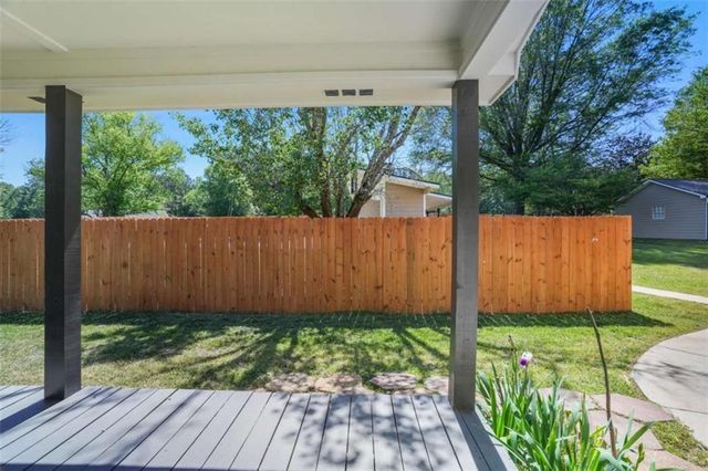 910 Kite Lake Trail, Fayetteville, GA 30214