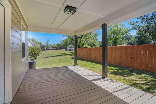 910 Kite Lake Trail, Fayetteville, GA 30214