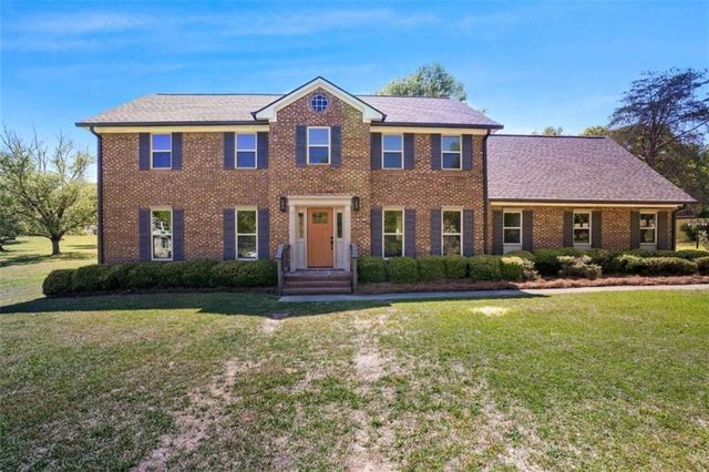 910 Kite Lake Trail, Fayetteville, GA 30214