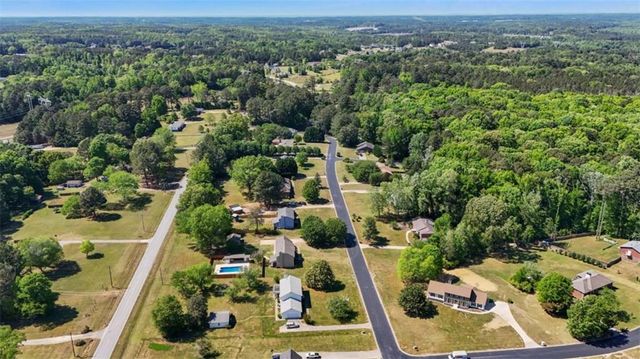 910 Kite Lake Trail, Fayetteville, GA 30214