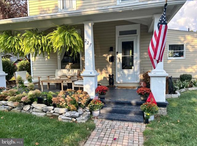 227 N 17TH ST, Camp Hill, PA 17011