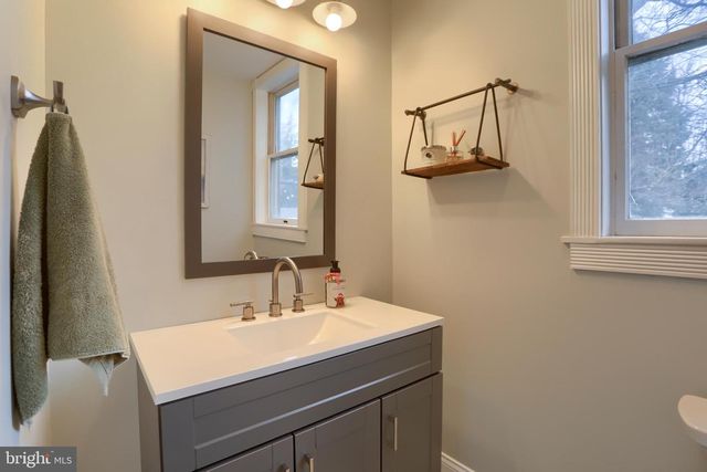 227 N 17TH ST, Camp Hill, PA 17011