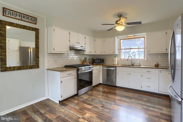 227 N 17TH ST, Camp Hill, PA 17011