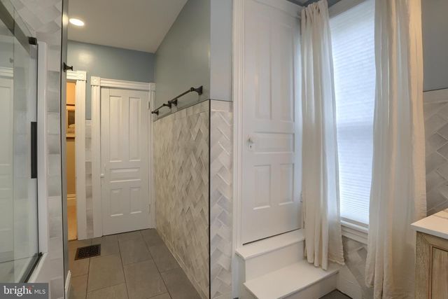 227 N 17TH ST, Camp Hill, PA 17011