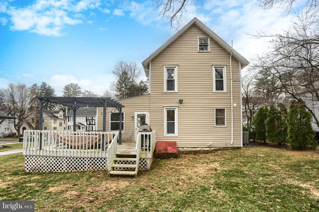 227 N 17TH ST, Camp Hill, PA 17011