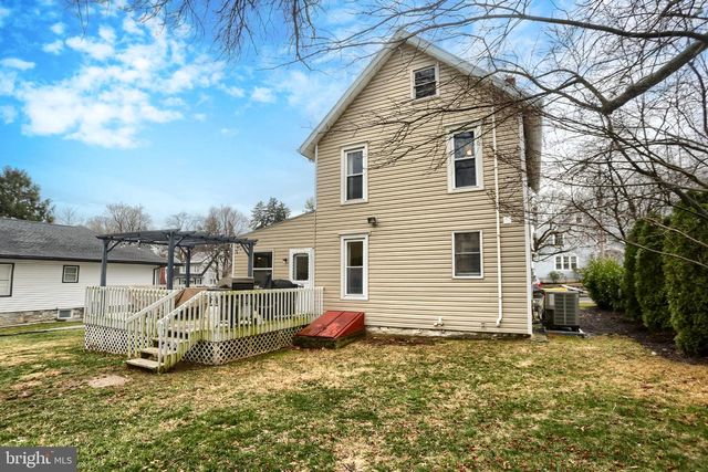 227 N 17TH ST, Camp Hill, PA 17011