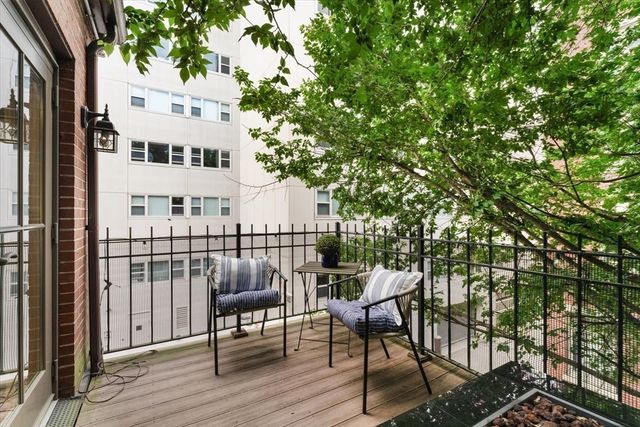 203 Saint Botolph 3, Boston, MA 02115