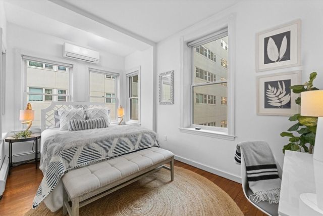 203 Saint Botolph 3, Boston, MA 02115