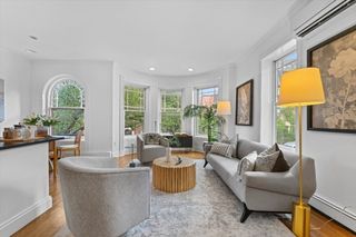 203 Saint Botolph 3, Boston, MA 02115